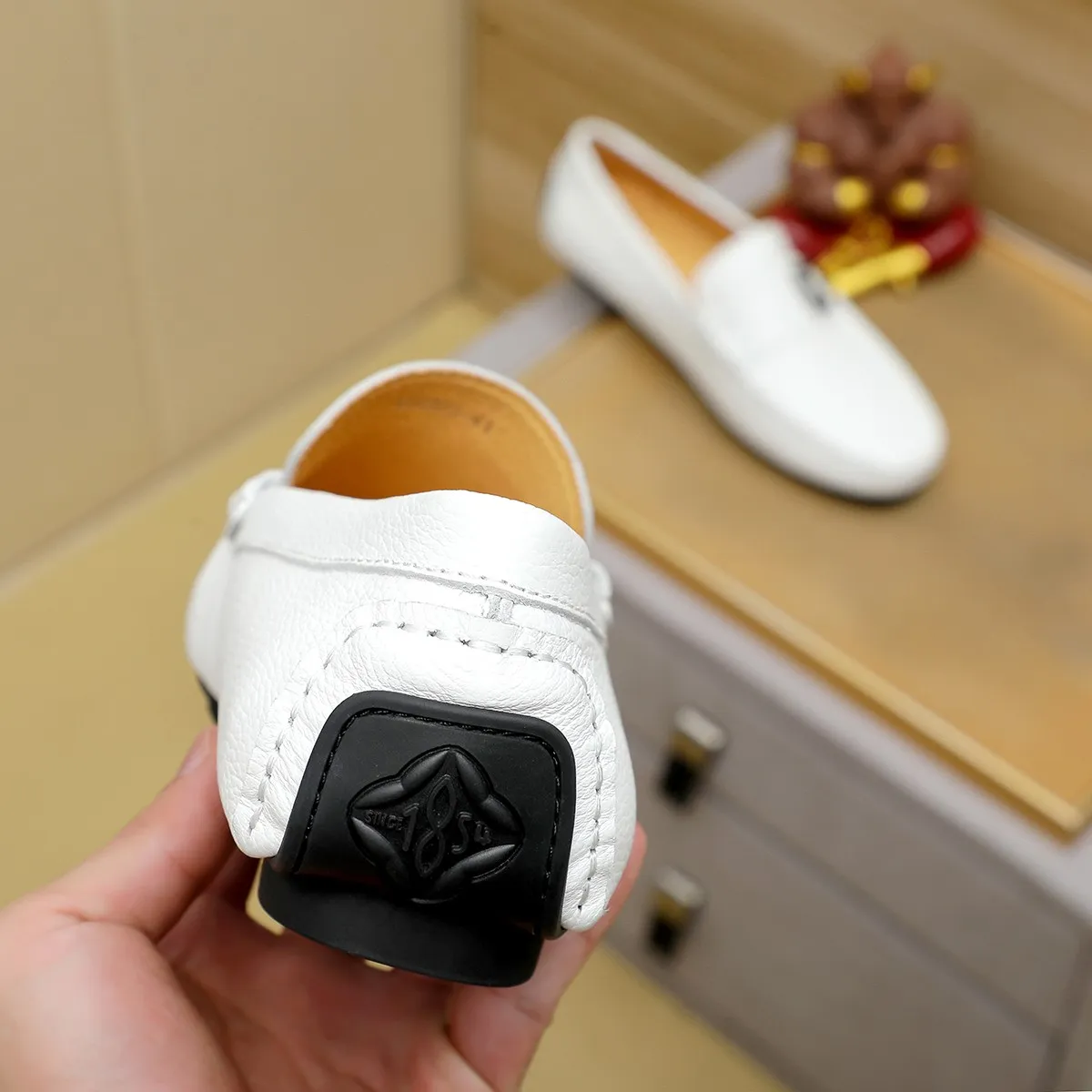 Men's shoes 💰360 🕷🕷【Ferragamo】Ferragamo Popular fashionable casual slip-on shoes🇨🇳Official website counter 1:1 production, original mold opening💯Good quality visible, imported high-end first-layer calfskin, luxurious pigskin lining🌿Very clear texture, high-quality waterproof, non-slip and wear-resistant outsole🎋High quality and low price, truly handmade🍓Color, code number 38-45